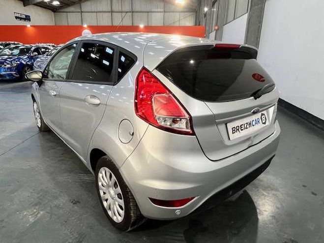 Ford Fiesta IV 1.5 TDCi 75 FAP Titanium 5p GRIS C de 2015