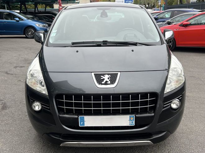 Peugeot 3008 Peugeot 3008 PREMIUM 1.6 HDI 110 1ERE MAIN TOIT PANOR Gris de 2010