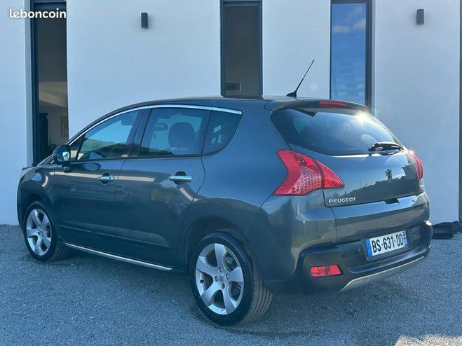 Peugeot 3008 Peugeot 3008 Phase 1 Premium Pack ? 2.0 HDI 150 ch Gris de 2011