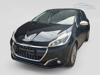  Voir détails -Peugeot 208 1.2 PureTech 110ch Allure Business S&S E à Chtenay-Malabry (92)