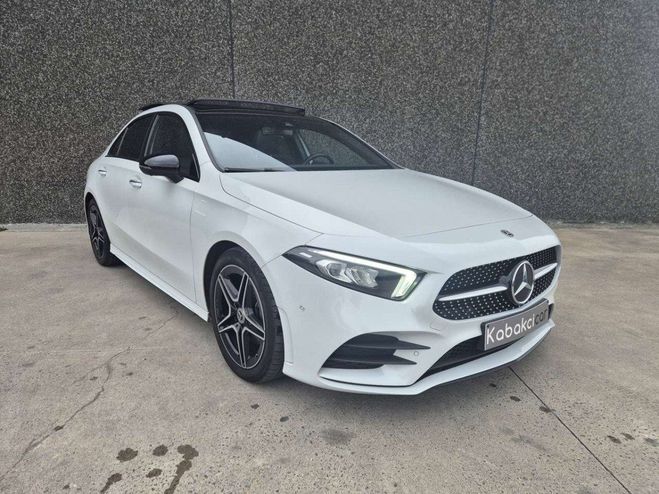 Mercedes Classe A 200 FAIBLE KILOMETRAGE-PACK AMG-CARPLAY- Blanc Mtallis de 