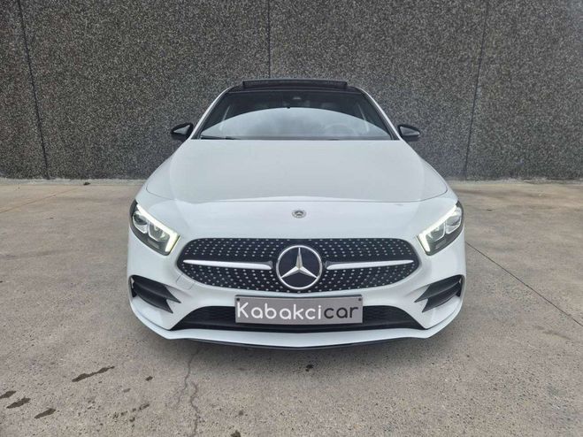 Mercedes Classe A 200 FAIBLE KILOMETRAGE-PACK AMG-CARPLAY- Blanc Mtallis de 