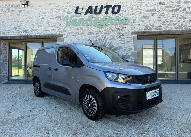 Cliquer pour voir la photo suivante Peugeot Partner STD BlueHDI 100ch BVM5 Premium 10 825HT Gris de 2020