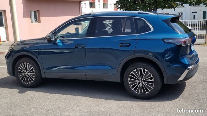 Volkswagen Tiguan 1.5 eHYBRID 204CV ELEGANCE DSG6 Bleu de 2025