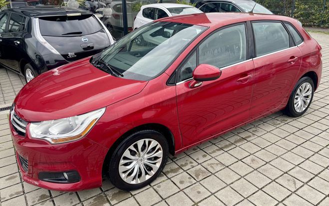 Citroen C4 Citroen C4 1.6 e-HDi110 FAP Confort BMP6 5p Rouge Métallisé de 2012