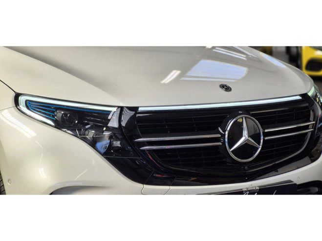 Mercedes EQC Mercedes EQC 400 - BM N293 AMG Line 4-Matic BLANC de 2020