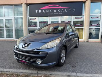  Voir détails -Peugeot 207 1.4 VTi 16V 95ch Premium Pack / MOTEUR A à Venelles (13)