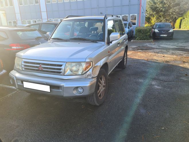 Cliquer pour voir la photo suivante Mitsubishi Pajero pinin VENDU EN ETAT Gris de 2003
