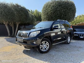  Voir détails -Toyota Land Cruiser 190 D-4D FAP LOUNGE PACK PREMIUM BVA 7 P à Perpignan (66)