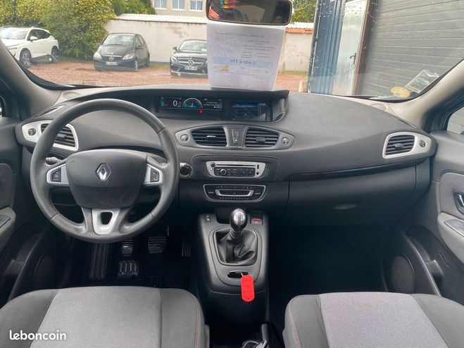 Renault Grand Scenic iii 1.5 dci 110ch expression 7 places Gris de 2013