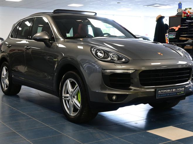 Porsche Cayenne Porsche Cayenne 3.0 V6 416 ch S E-Hybrid Tiptronic A Gris Foncé de 2015