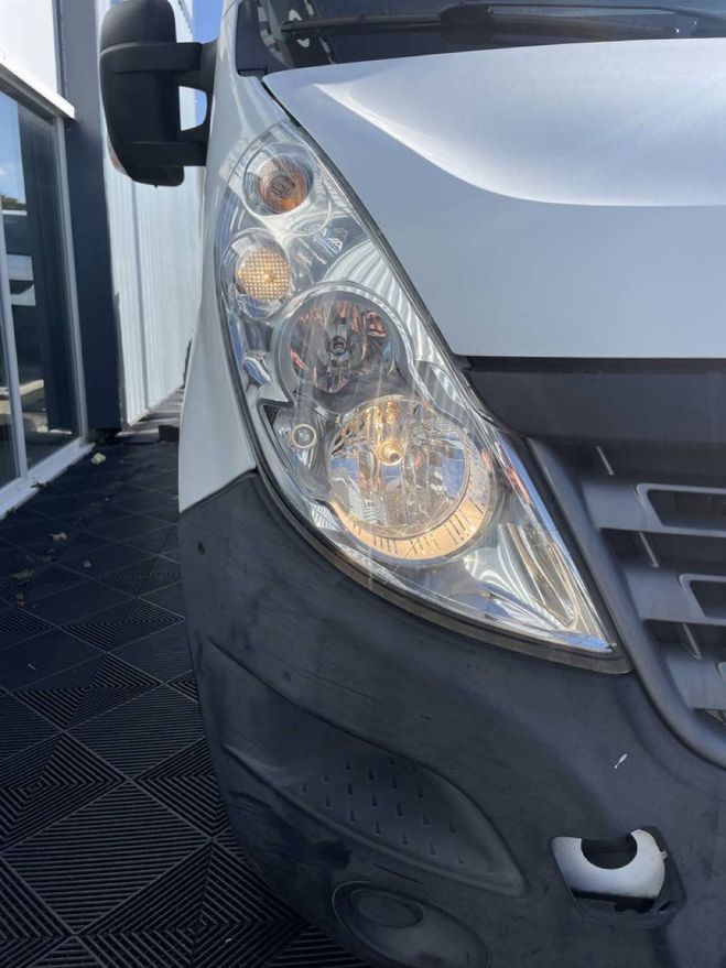 Renault Master 2.3 DCI 130 L2H2 - TVA RCUPRABLE BLANC de 2017
