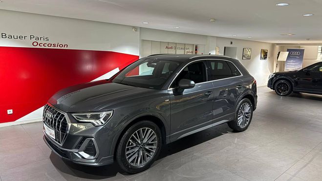 Audi Q3 35 TFSI 150 ch S tronic 7 S line Gris de 2022