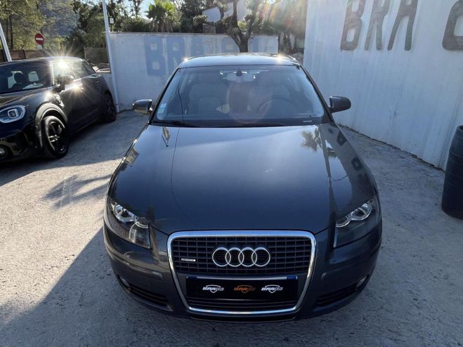 Audi A3 Quattro 2.0 TDI - 140 8P 2005 COUPE Ambi GRIS FONCE de 2007