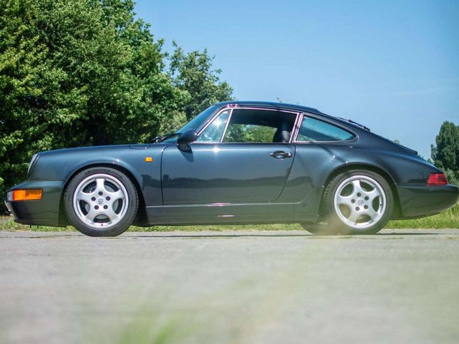 Cliquer pour voir la photo suivante Porsche 911 964 Carrera 2 Bleu de 1992