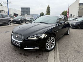  Voir détails -Jaguar XF Sportbrake 2.2 D 200ch Luxe Premium En l à Saint-Martin-d'Hres (38)
