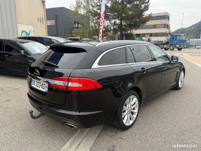 Jaguar XF Jaguar XF Sportbrake 2.2 D 200ch Luxe Premium En l Noir de 2015
