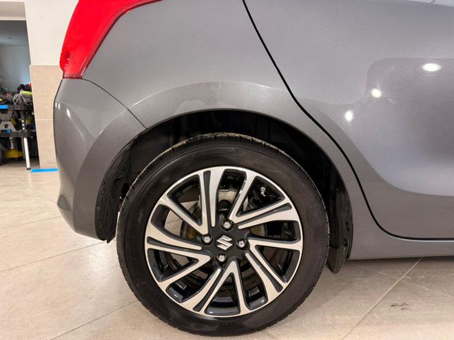 Suzuki Swift Suzuki Swift 1.2 dualjet Hybrid 83cv pack garantie co GRIS de 2023