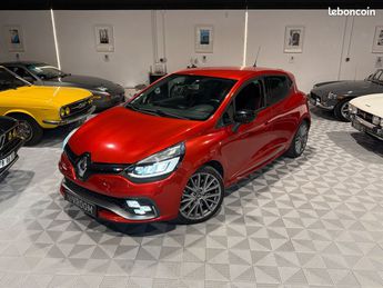  Voir détails -Renault Clio iv (2) 1.6 turbo 200 rs edc à Cavaillon (84)