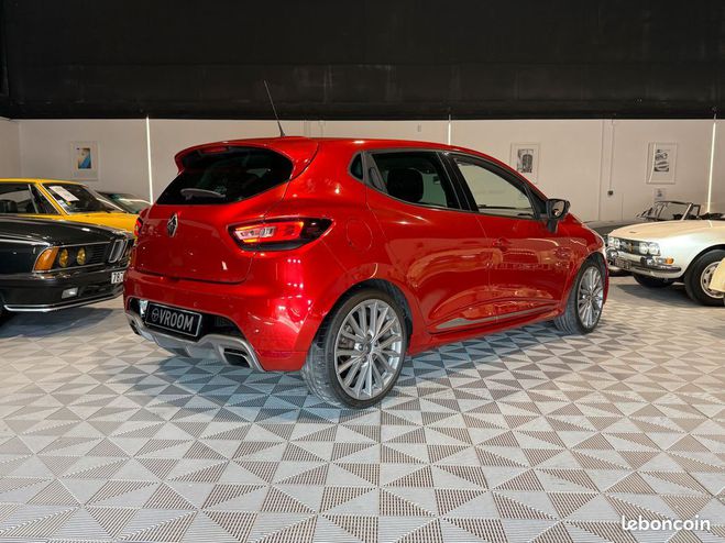 Renault Clio iv (2) 1.6 turbo 200 rs edc Rouge de 2016