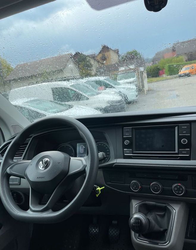 Volkswagen Transporter Volkswagen Transporter T6 L1H1 2.0 TDI 110ch Blanc de 2012