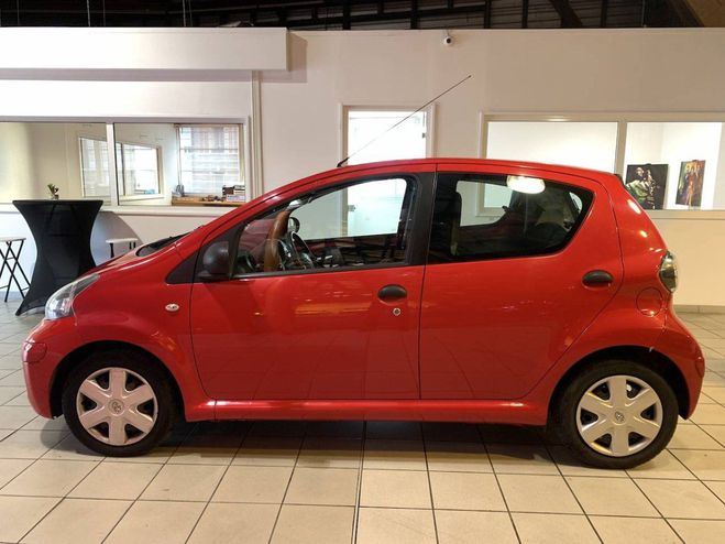 Toyota Aygo 1.0 VVT-i 68ch Style 5p ROUGE de 2012