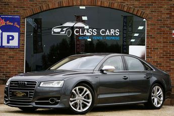  Voir détails -Audi S8 4.0 V8 TFSI SELECTION DESIGN SOFT CLOSE  à Sombreffe (51)