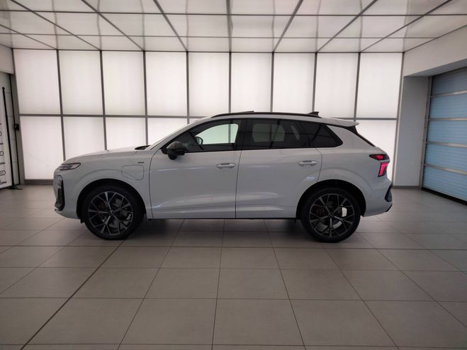Audi Q3 HYBRIDE e-hybrid 272 ch S tronic 6 S lin Blanc de 