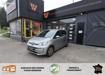  Voir détails -Volkswagen Up ELECTRIC 85 CH 32.3KWH BVA   CAMERA à Bourgoin-Jallieu (38)