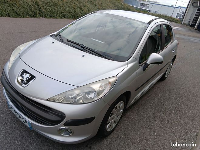 Peugeot 207 Belle 1.4 16v 2008 pack revise garanti e Gris de 2008