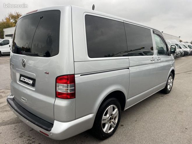 Volkswagen Multivan Volkswagen Multivan 2.5 TDI 130CH CONFORT Gris de 2009