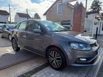  Voir détails -Volkswagen Polo V 1.2 TSI 90 BlueMotion Technology Allst à Corbeil-Essonnes (91)