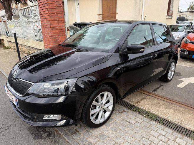 Cliquer pour voir la photo suivante Skoda Fabia III 1.0 MPI 60ch Clever NOIR de 2018