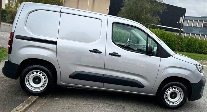 Citroen Berlingo M 650 1.2 PT 110CV BVM6 12/2024 14159HT  Gris Mtallis de 2024