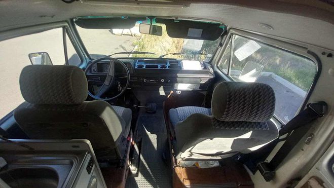 Volkswagen Transporter Westfalia Moteur 1.6D Blanc et bordeaux de 1985