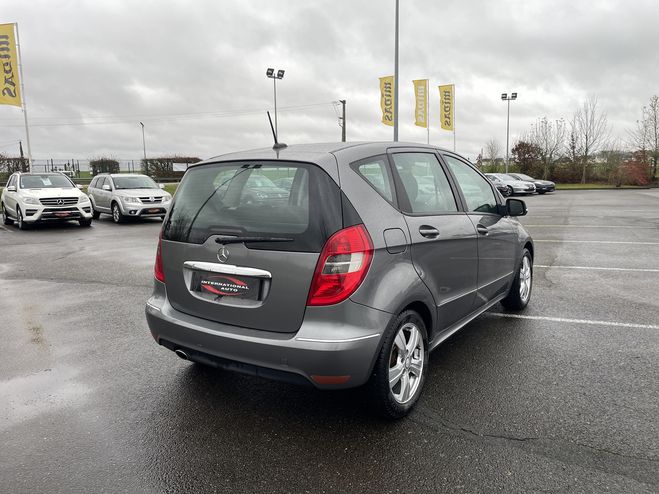 Mercedes Classe A 160 AVANTGARDE GRIS MEDIUM  de 2010