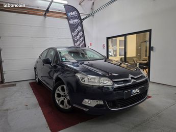  Voir détails -Citroen C5 2.0 HDI 163 BVA Confort (Suspension Hydr à Dunkerque (59)