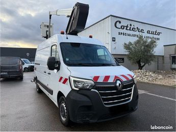  Voir détails -Renault Master 2.3 dci 145ch l2h2 nacelle Klubb 536h à   La Boisse (01)