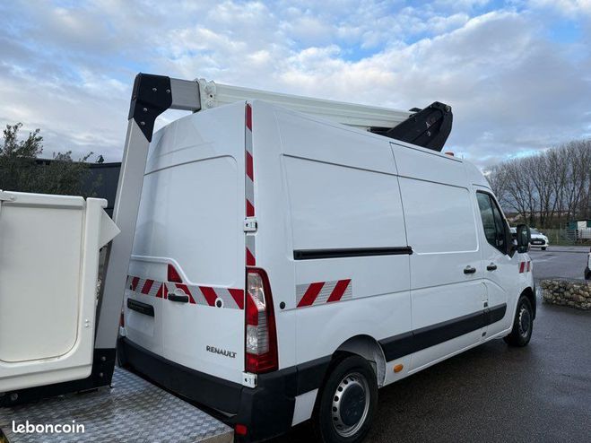 Renault Master 2.3 dci 145ch l2h2 nacelle Klubb 536h  de 2021
