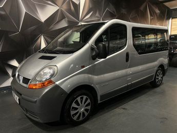  Voir détails -Renault Trafic II COMBI L1H1 1000 1.9 DCI 100CH à Aubire (63)