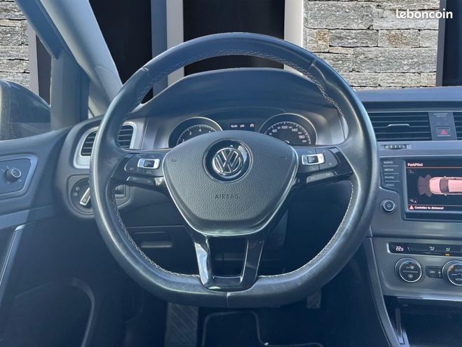 Volkswagen Golf Volkswagen Golf 1.4 TSI 120 LOUGNE 1ERE MAIN CAMERA AR B Bleu de 2015
