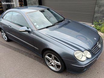  Voir détails -Mercedes Classe CLK Classe Belle 200 i pack 2004 tbe boite m à Marly (57)