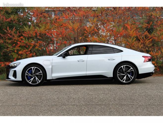 Audi e-tron GT RS | SUZUKA CERMAMIC ACC NIGHTVISION Gris de 2022