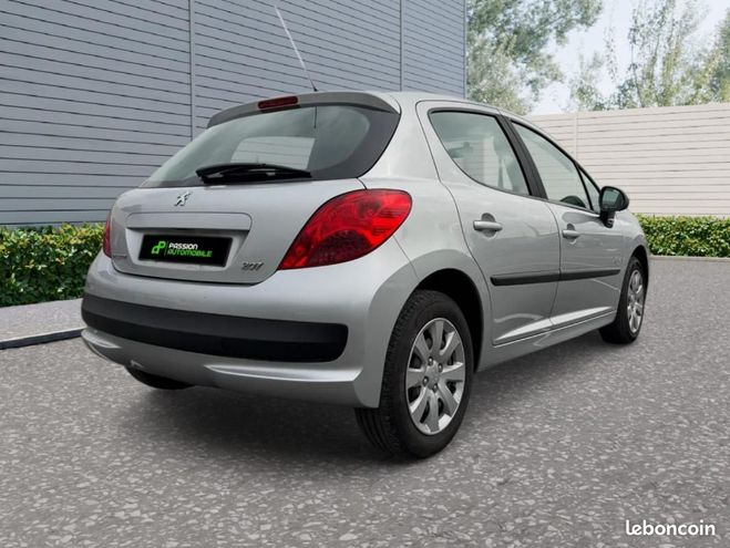Peugeot 207 X Line HDI Gris de 2009