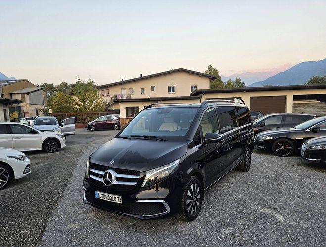 Cliquer pour voir la photo suivante Mercedes Classe V 250d 190 EXTRALONG EXECUTIVE 4MATIC 9G-T NOIR de 2022