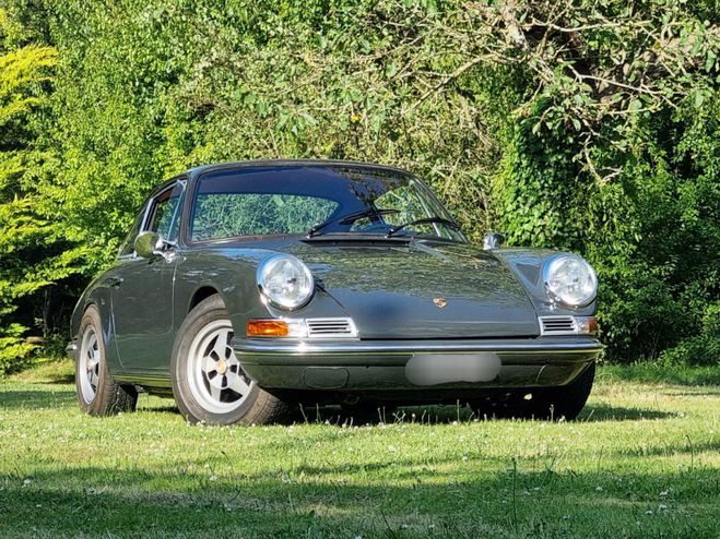 Porsche 912 Porsche 912 Coupé Karmann Gris Slate de 1968