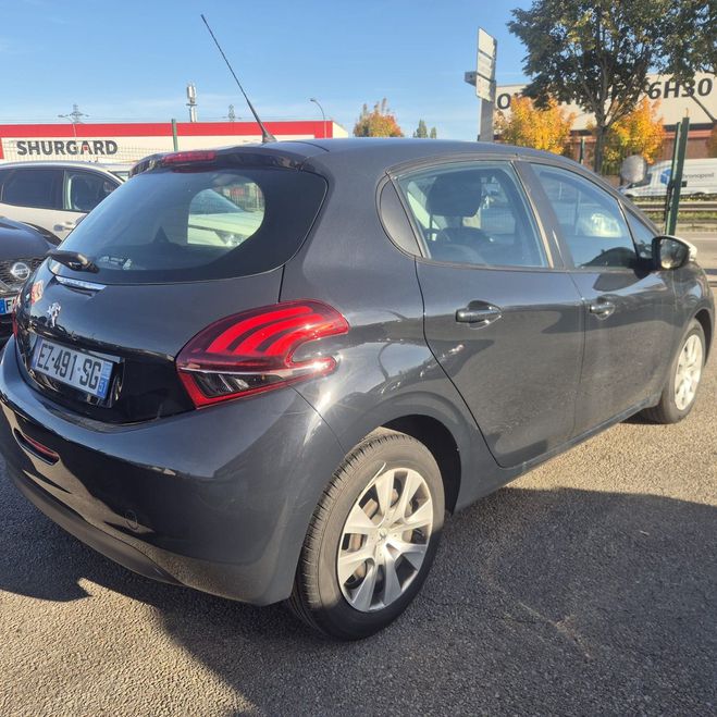 Peugeot 208 Peugeot 208 (2) 1.6HDI74 S&S ACTIVE 5P E6 AN2018 BEL Gris foncé de 2018