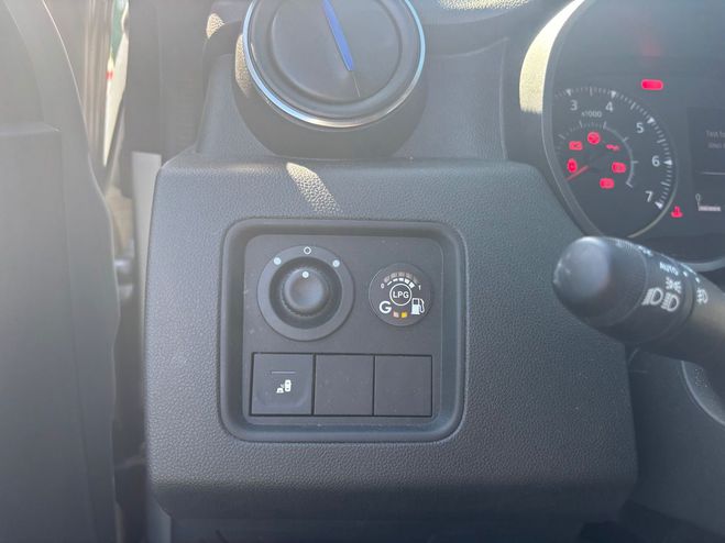 Dacia Duster Dacia Duster II (2) 1.0 ECO-G 100 4X2 PRESTIGE 15eme  Gris de 2020