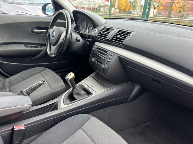 BMW Serie 1 BMW Serie 1 (E87) 116I 115 SPORT 5P Gris foncé de 2004