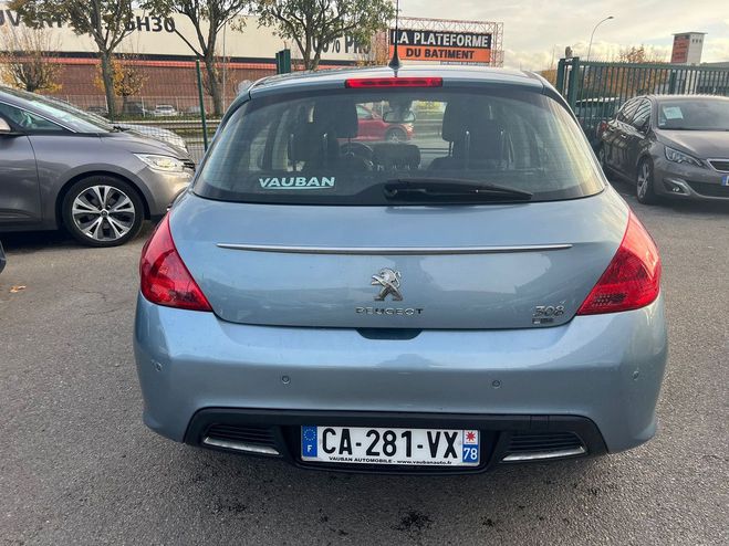 Peugeot 308 Peugeot 308 (2) 1.6 E-HDI 110  BLUE LION ALLURE BOÎT Gris de 2012